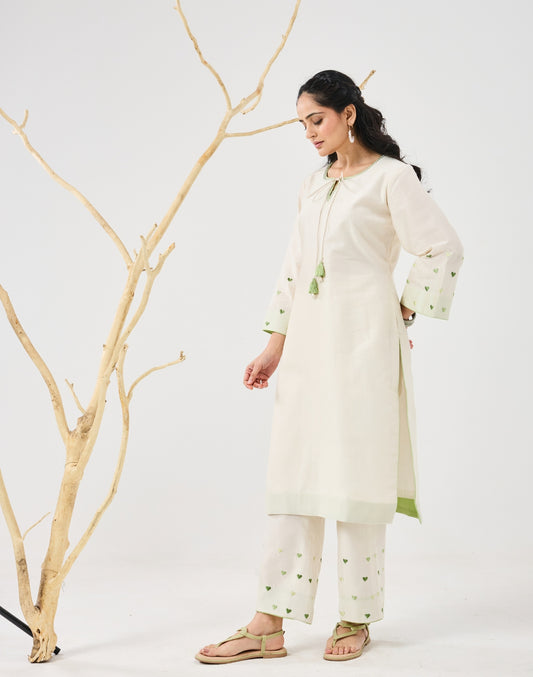 Dilzaah Straight Suit set with Solid Hearts Embroidery