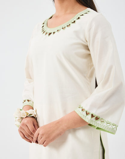 Dilzaah Co ord set with Cut Heart work
